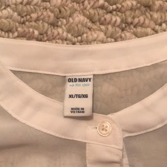 Old Navy Top - Picture 3 of 3